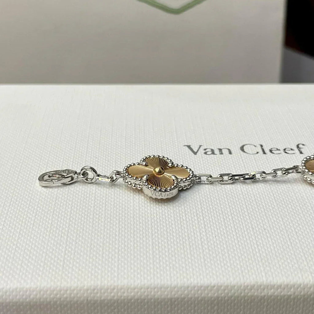 [Clover Jewelry]CLOVER 5 MOTIFS CHRISTMAS LIMITED EDITION BRACELET