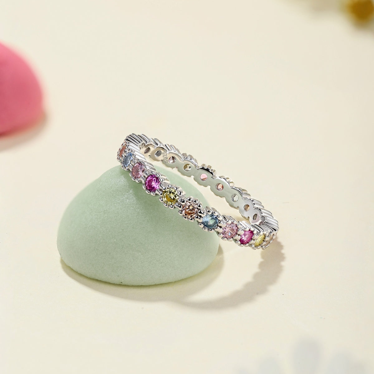 [Clover Jewelry] 絶妙なカラフルラウンドカットパーティーリング