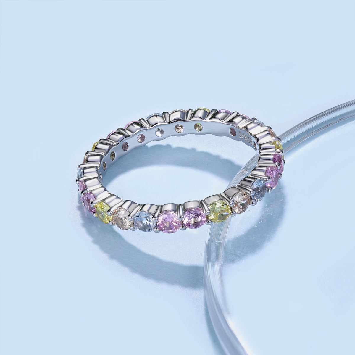 [Clover Jewelry]煌めくラウンドカットのパーティーリング