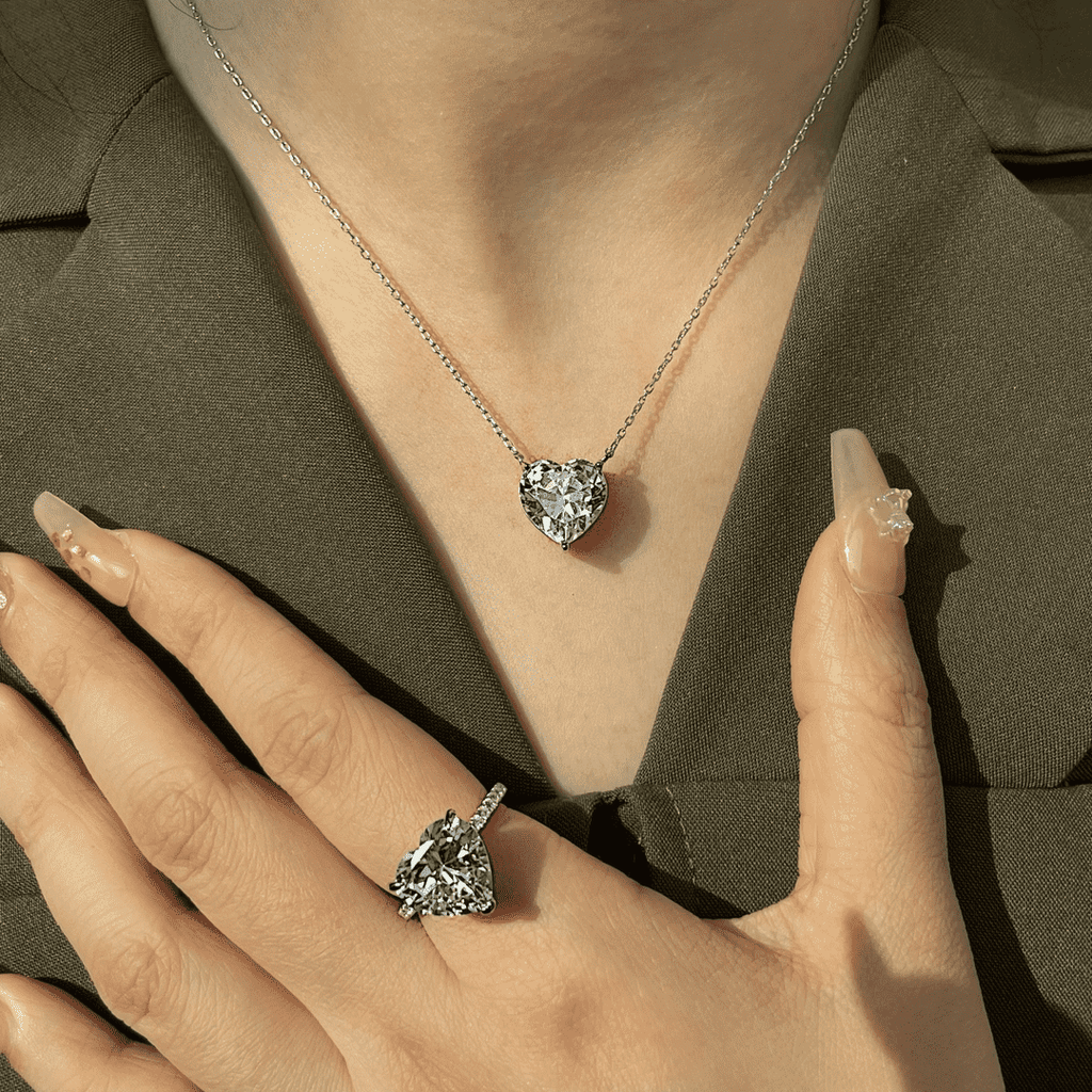[Clover Jewelry]6.0カラット ラディアント ハートシェイプ ネックレス
