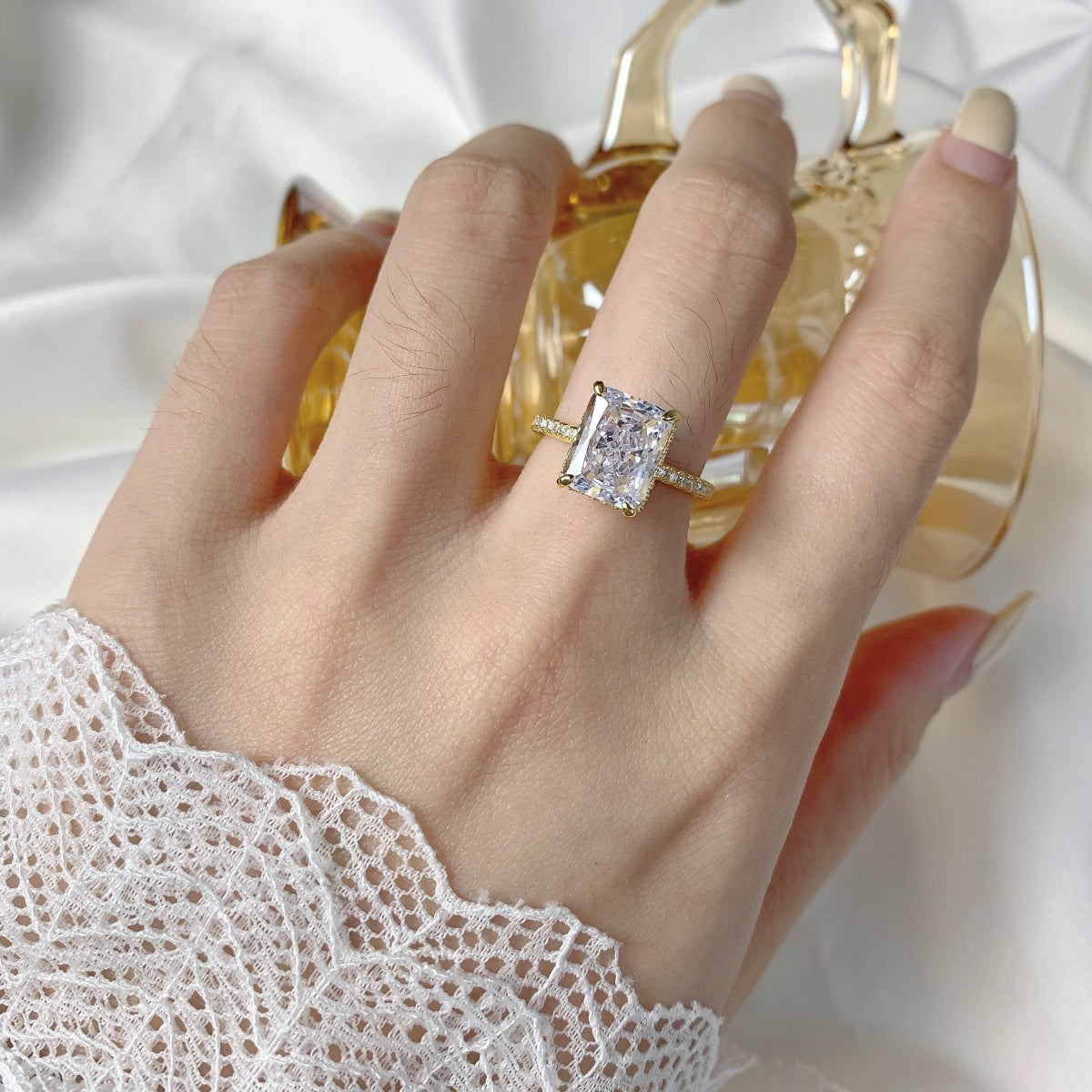 [Clover Jewelry]4.0 Karat luxuriöser Verlobungsring