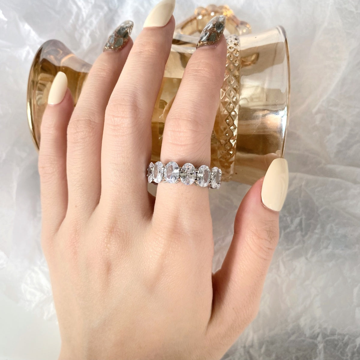[Clover Jewelry]クッションカットテニスリング