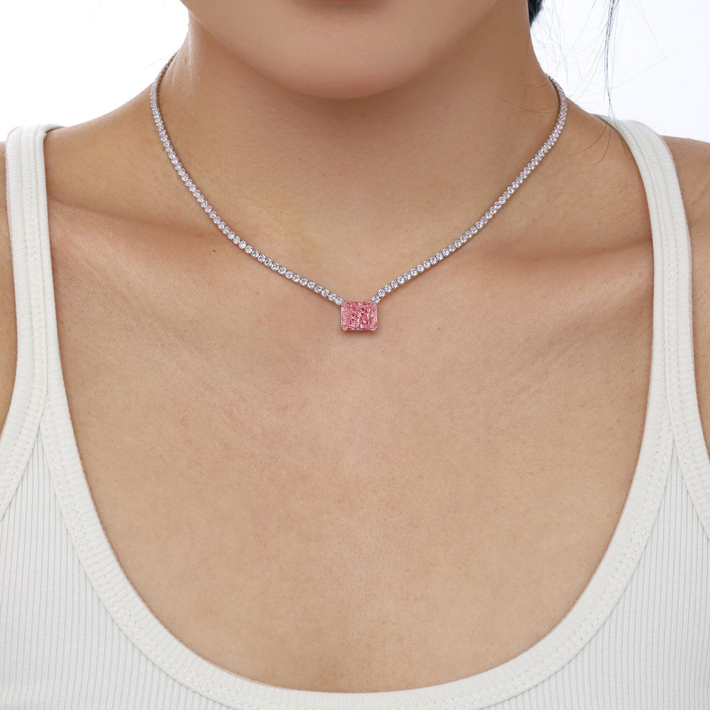 [Clover Jewelry]4.0カラット エレガントラディアントカットネックレス