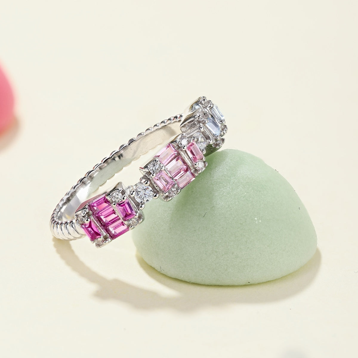 [Clover Jewelry]ユニークなカラフルエメラルドカットパーティーリング