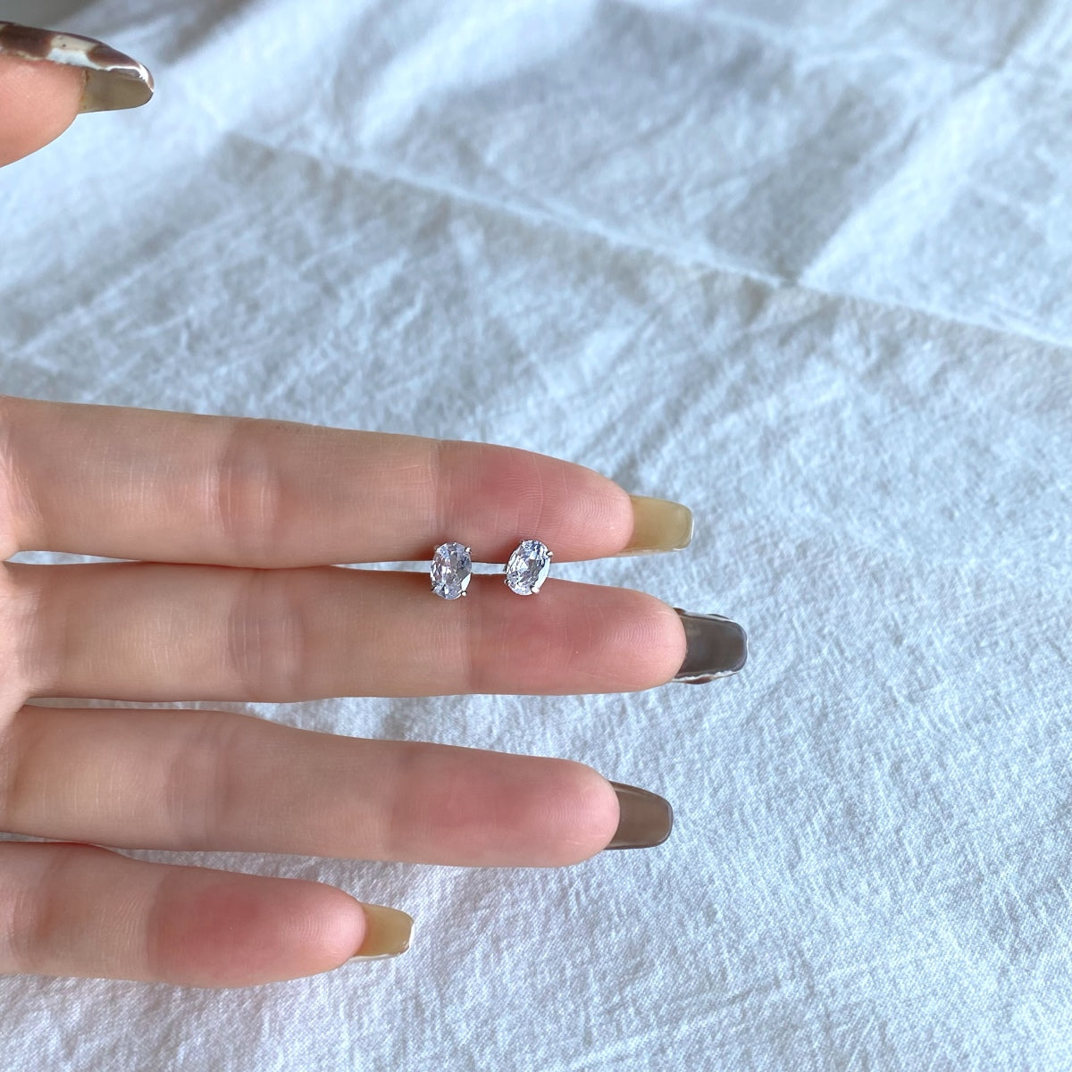 [Clover Jewelry]オーバル クラシック 凛としたエレガントピアス
