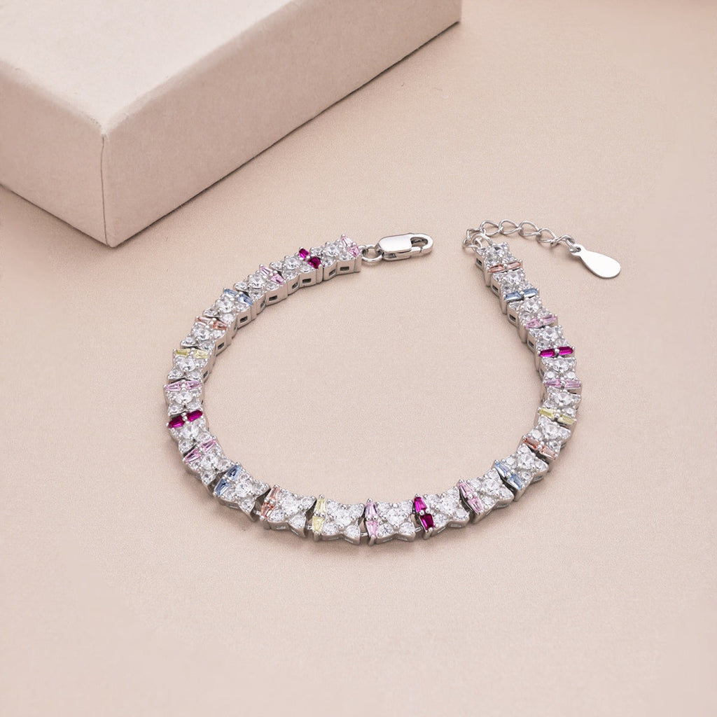 [Clover Jewelry]ユニークなカラフルな花型デイリーブレスレット