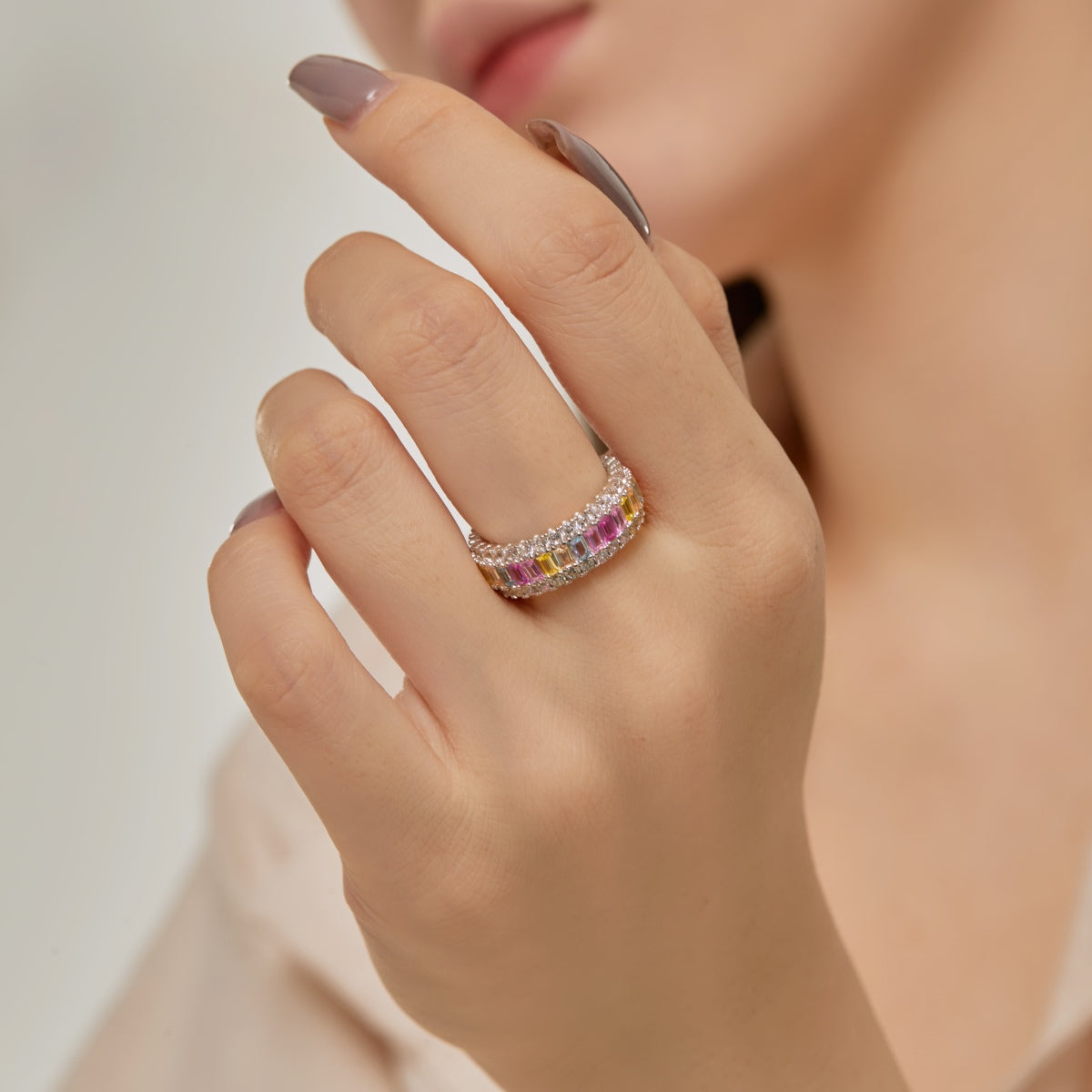 [Clover Jewelry]デイリーリング: 可憐なカラフルラディアントカット