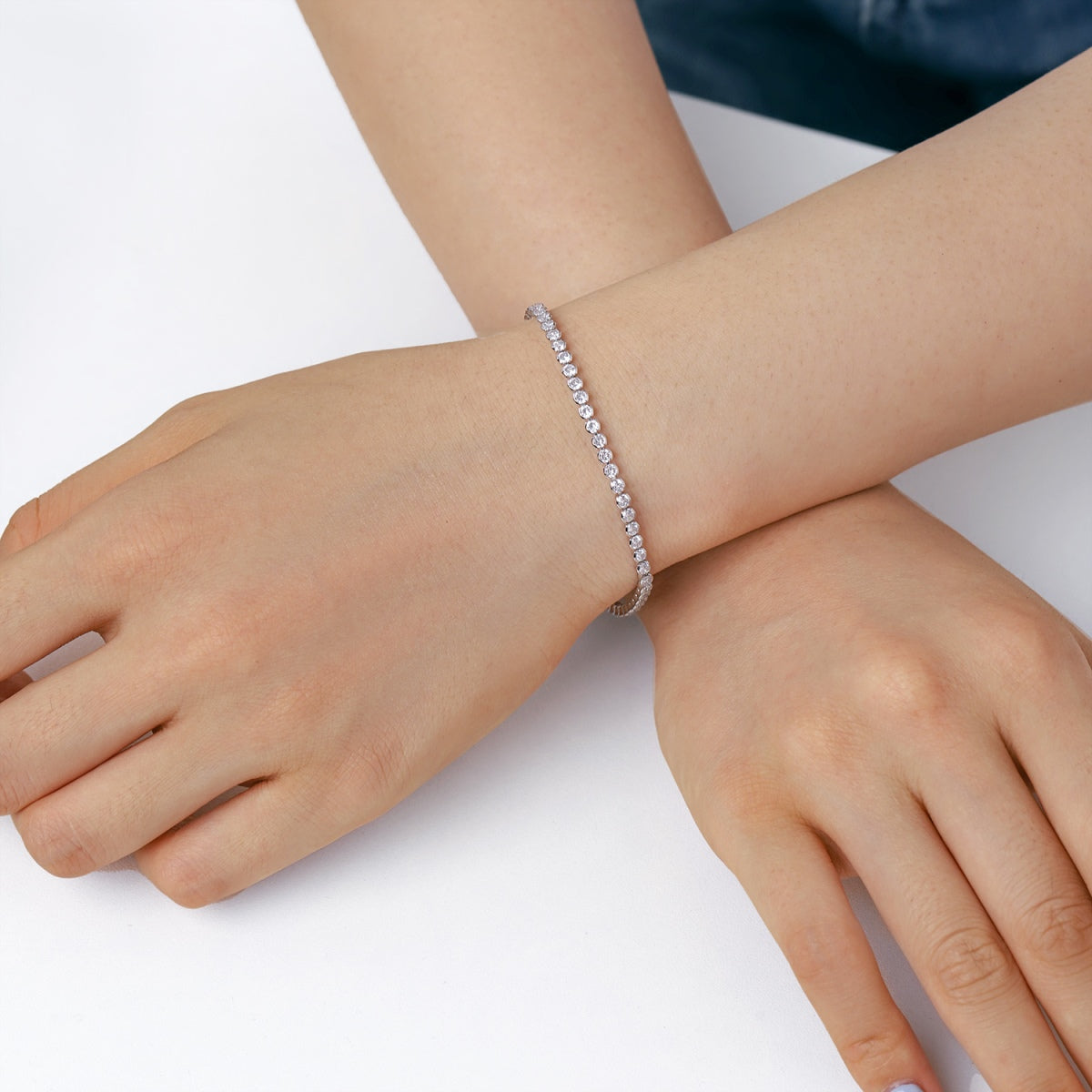 [Clover Jewelry]煌めくラウンドカットブレスレット（日常使い用）