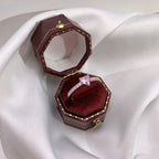 [Clover Jewelry]0.5カラット エタニティ 魅惑的なハート形 ラバーリング