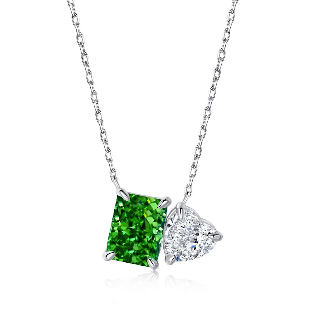 [Clover Jewelry]Funkelnde Halskette mit Quadrat- und Herzform