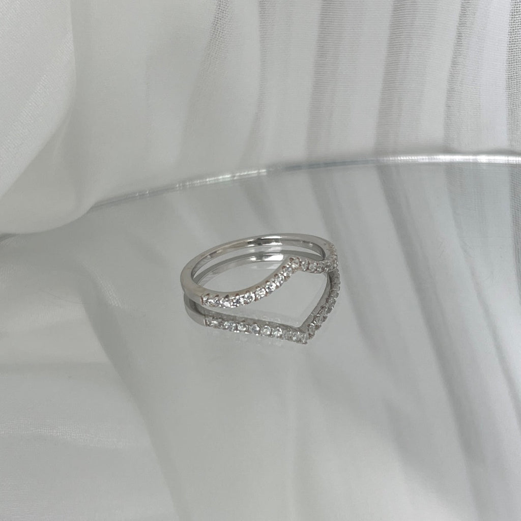 [Clover Jewelry]精巧なテニスバンドリング