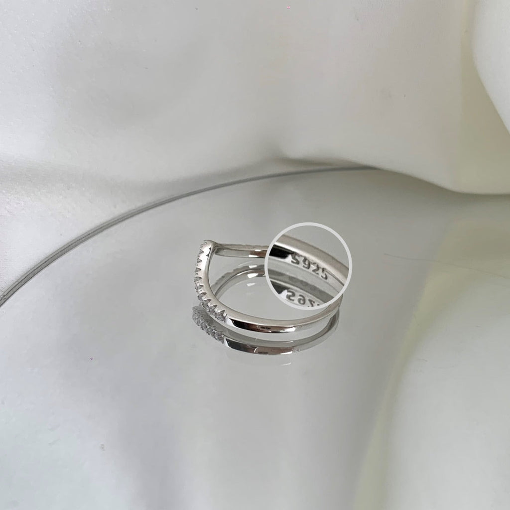 [Clover Jewelry]精巧なテニスバンドリング