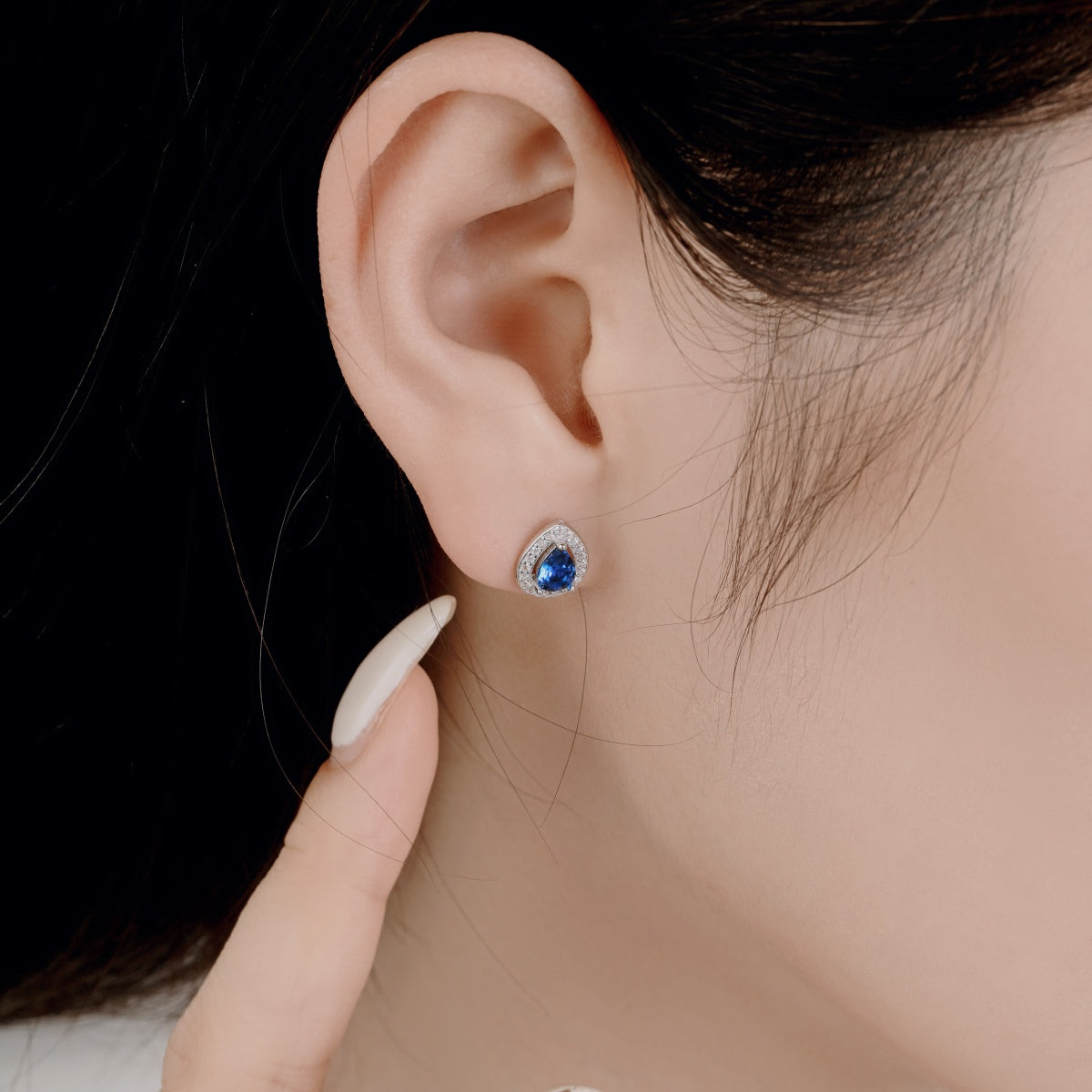 [Clover Jewelry]Luxuriöse Ohrringe in Tropfenform