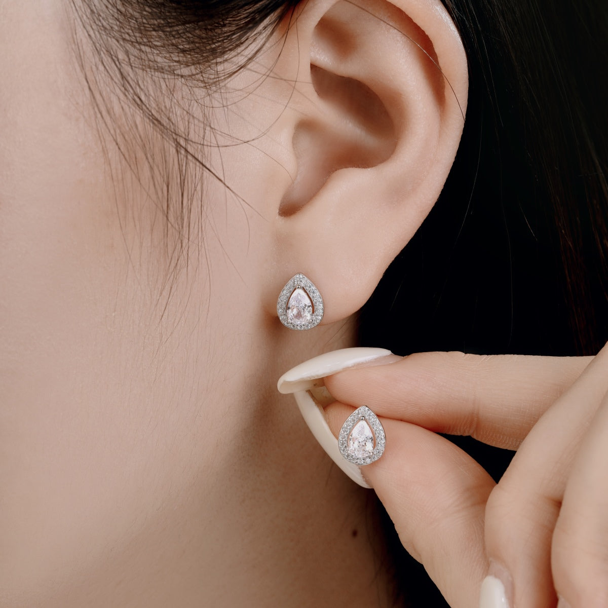 [Clover Jewelry]Luxuriöse Ohrringe in Tropfenform