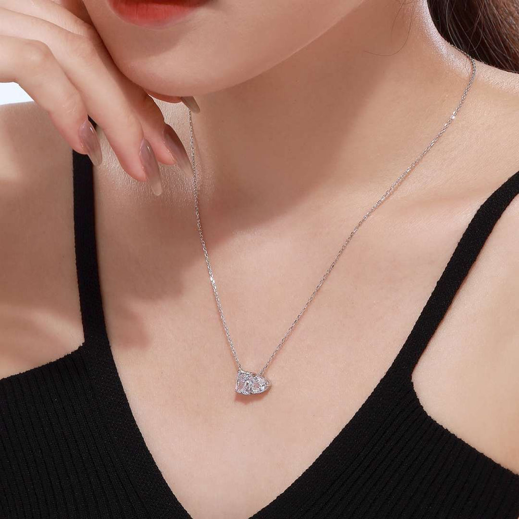 [Clover Jewelry]Funkelnde Halskette mit Quadrat- und Herzform