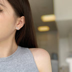 [Clover Jewelry]華奢なリボン型ピアス
