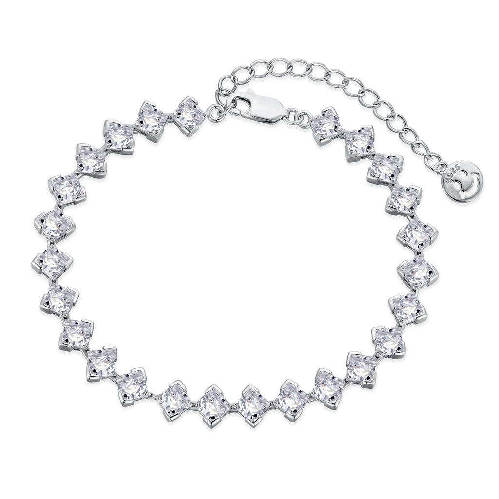 [Clover Jewelry]0.5カラット 華麗なプリンセスカット デイリーブレスレット