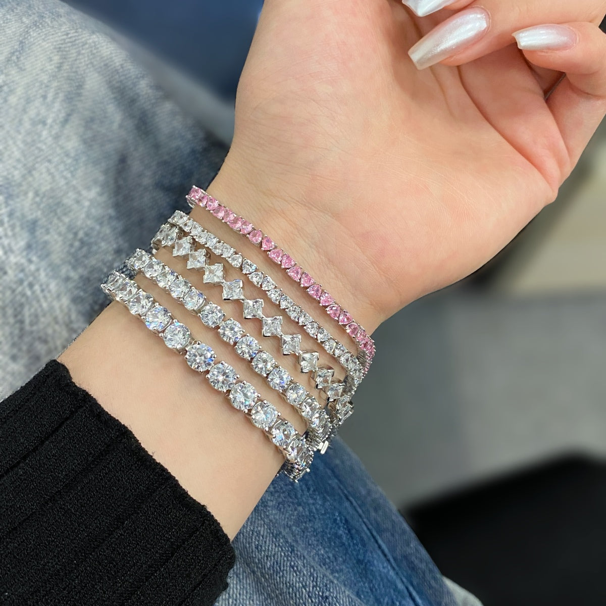 [Clover Jewelry]0.5カラット 華麗なプリンセスカット デイリーブレスレット