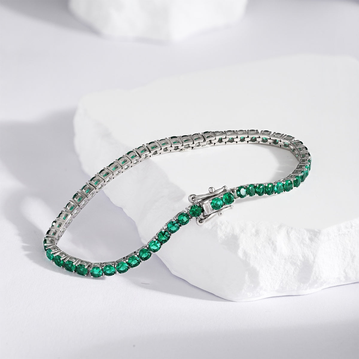 [Clover Jewelry]煌めくカラフルなラウンドカットパーティブレスレット
