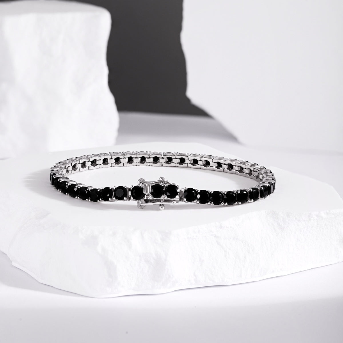 [Clover Jewelry]煌めくカラフルなラウンドカットパーティブレスレット