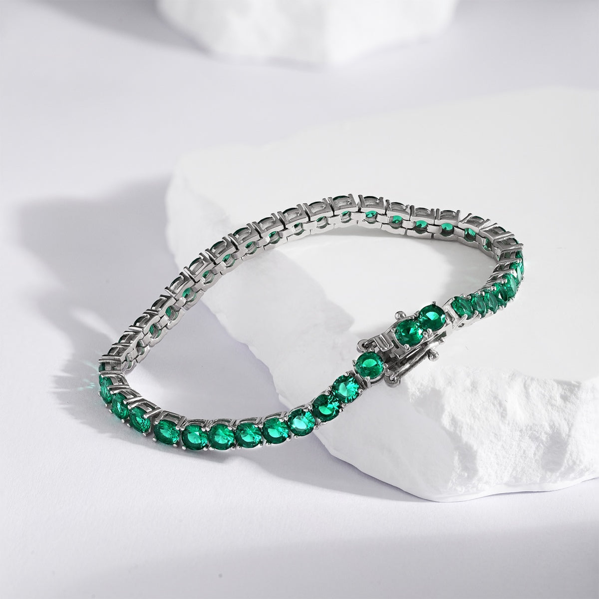 [Clover Jewelry]煌めくカラフルなラウンドカットパーティブレスレット