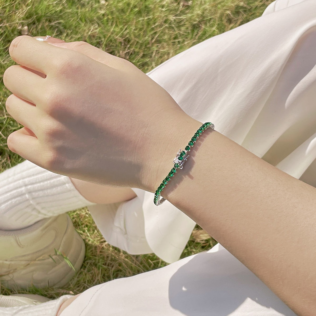 [Clover Jewelry]煌めくカラフルなラウンドカットパーティブレスレット