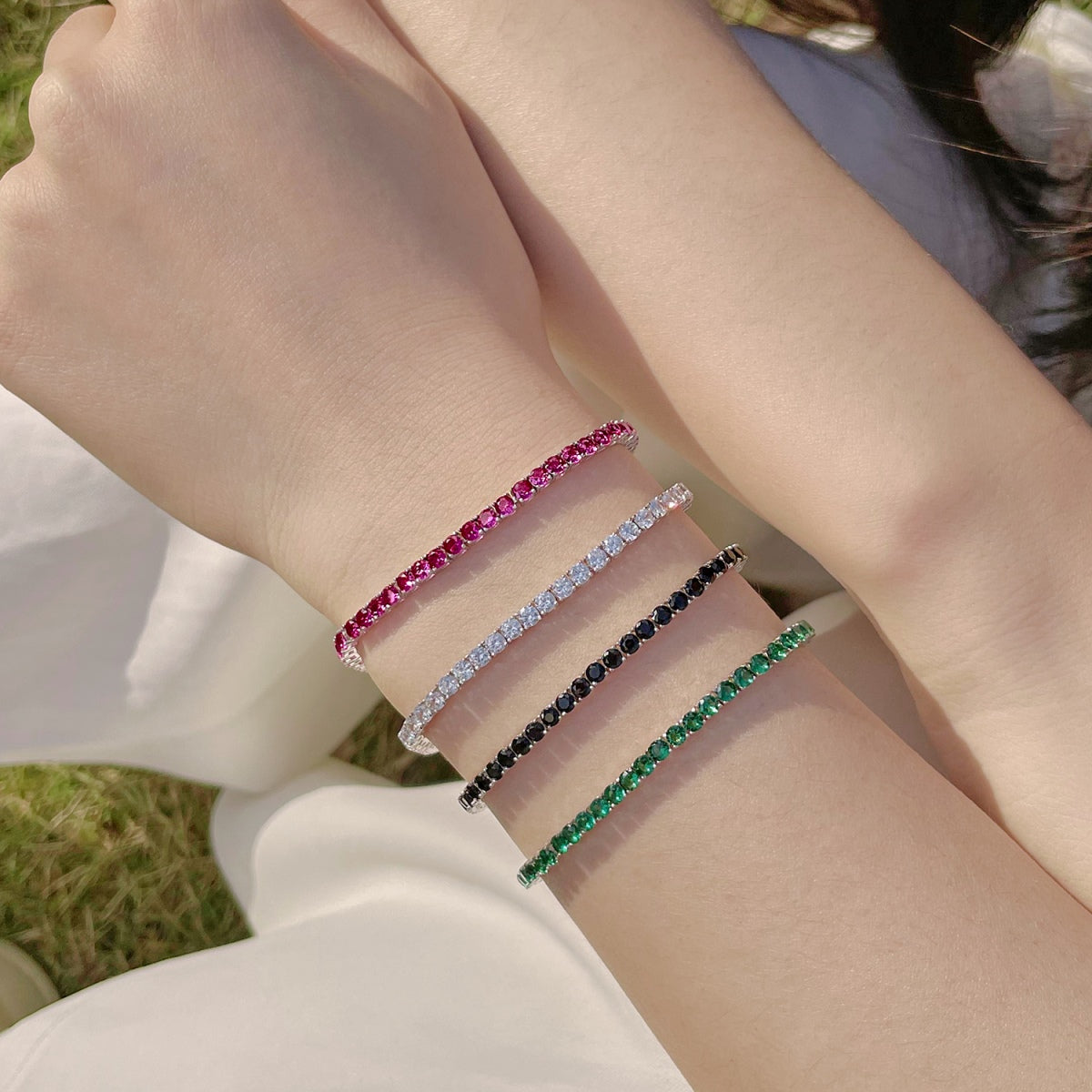 [Clover Jewelry]煌めくカラフルなラウンドカットパーティブレスレット