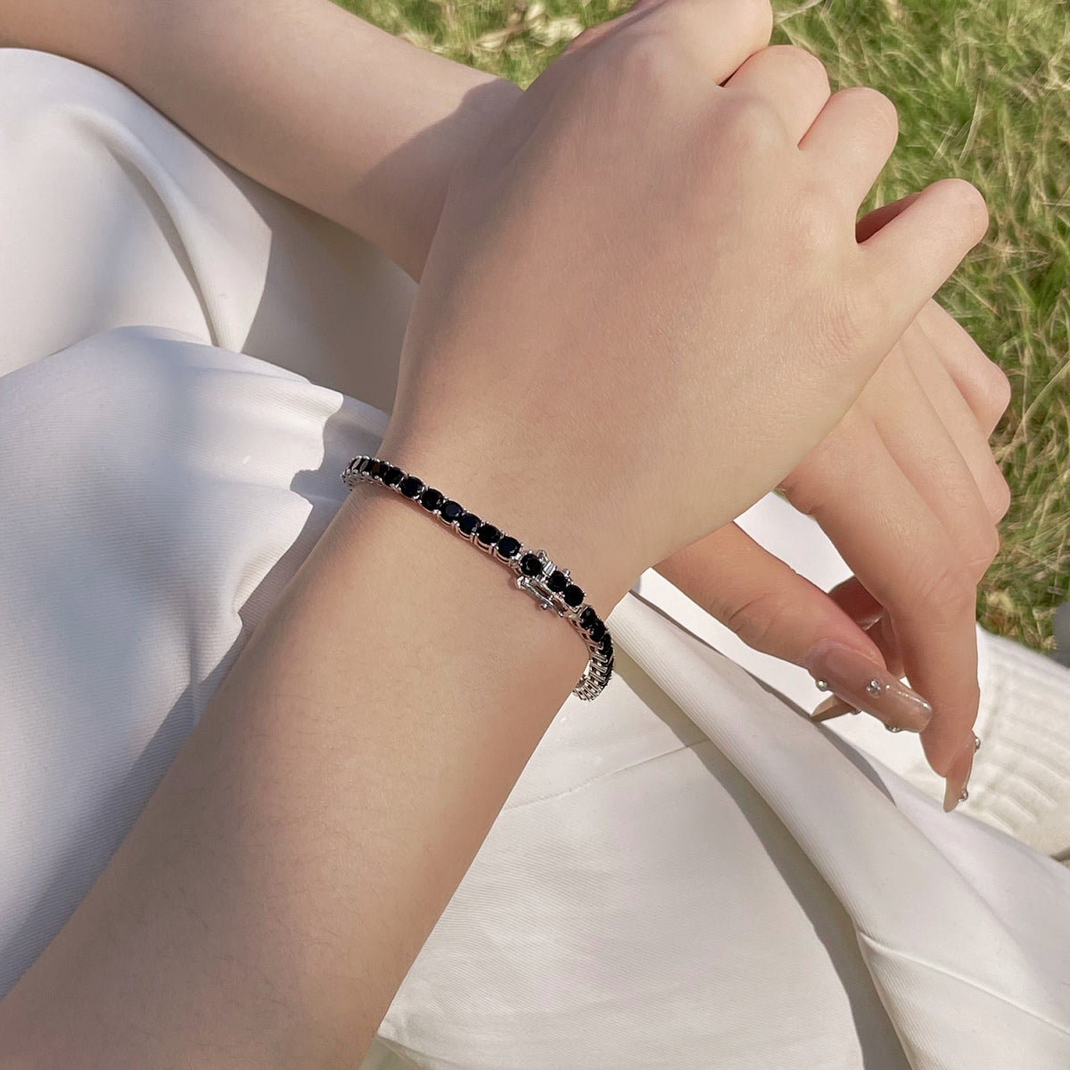 [Clover Jewelry]煌めくカラフルなラウンドカットパーティブレスレット