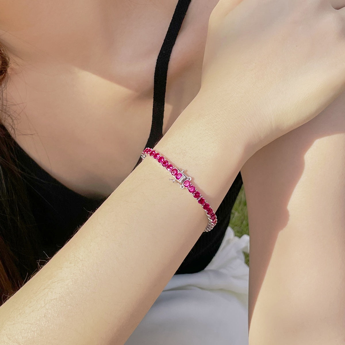 [Clover Jewelry]煌めくカラフルなラウンドカットパーティブレスレット