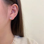 [Clover Jewelry]オーバル クラシック 凛としたエレガントピアス