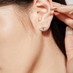 [Clover Jewelry]ブルーデビルアイズ中空スタッドピアス