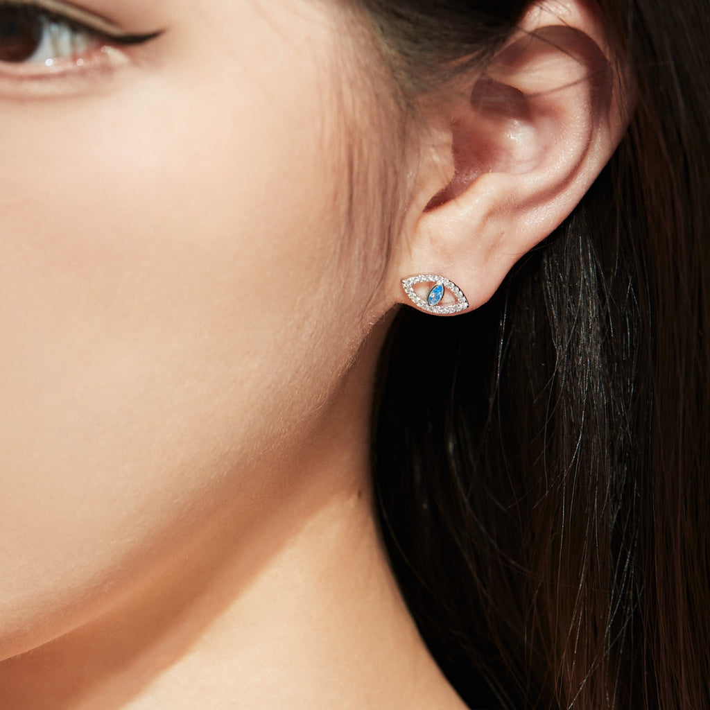 [Clover Jewelry]ブルーデビルアイズ中空スタッドピアス