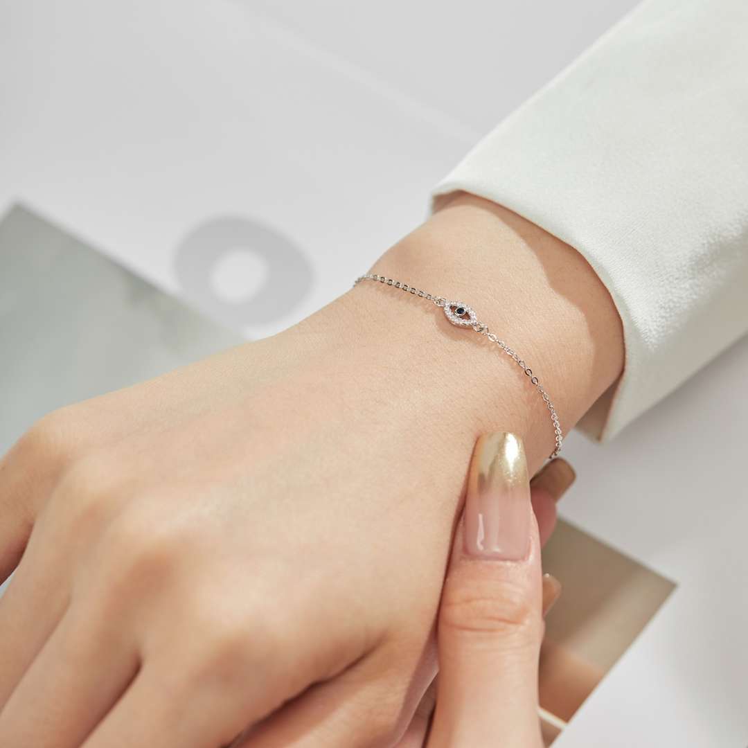 [Clover Jewelry]Halskette mit Evil-Eye-Form