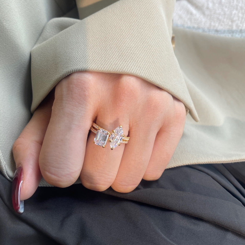 [Clover Jewelry]2.0カラット 華やかな光を放つラディアントカット パーティーリング