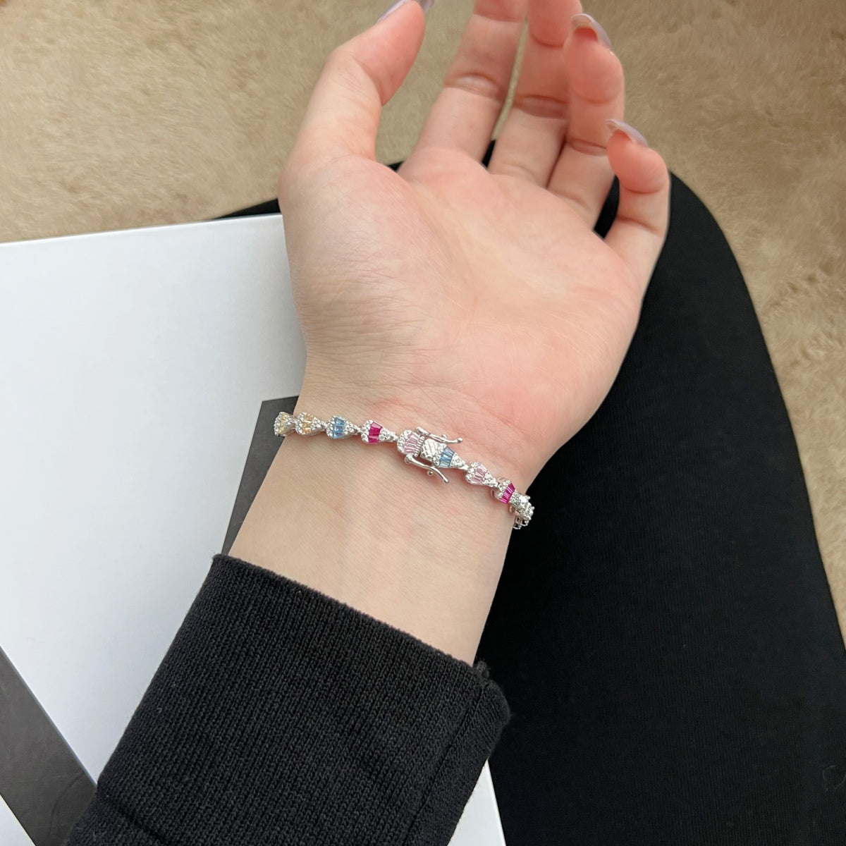 [Clover Jewelry]煌めくしずく型デイリーブレスレット