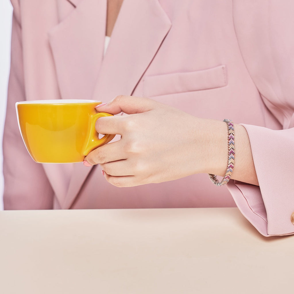 [Clover Jewelry]華やかな輝きのラウンドカットパーティーブレスレット