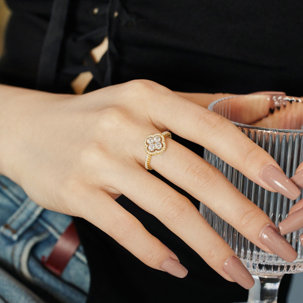 [Clover Jewelry]Vierblättriger Kleeblatt-Blumen-Design-Ring