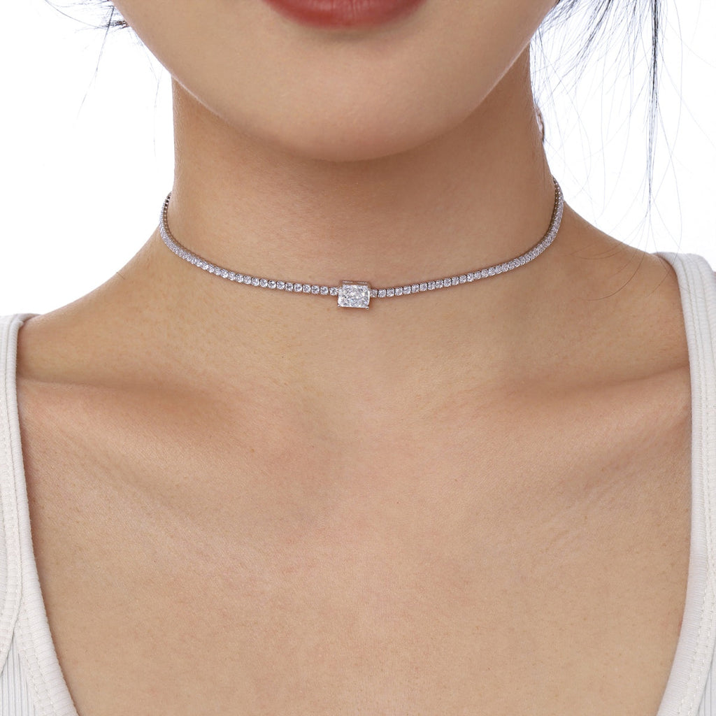 [Clover Jewelry]2.0 Karat aufwendige Smaragdschliff-Halskette