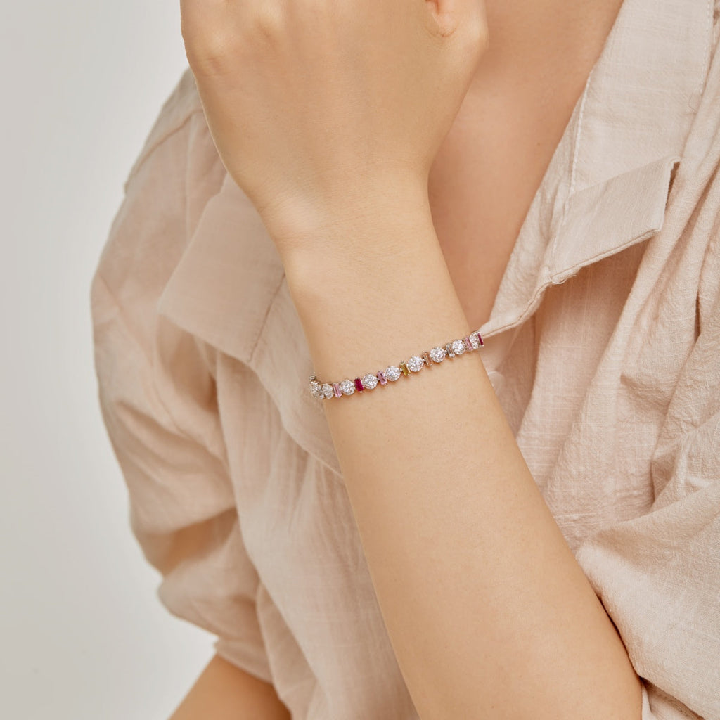 [Clover Jewelry]カラフルに輝くラウンドシェイプ デイリーブレスレット