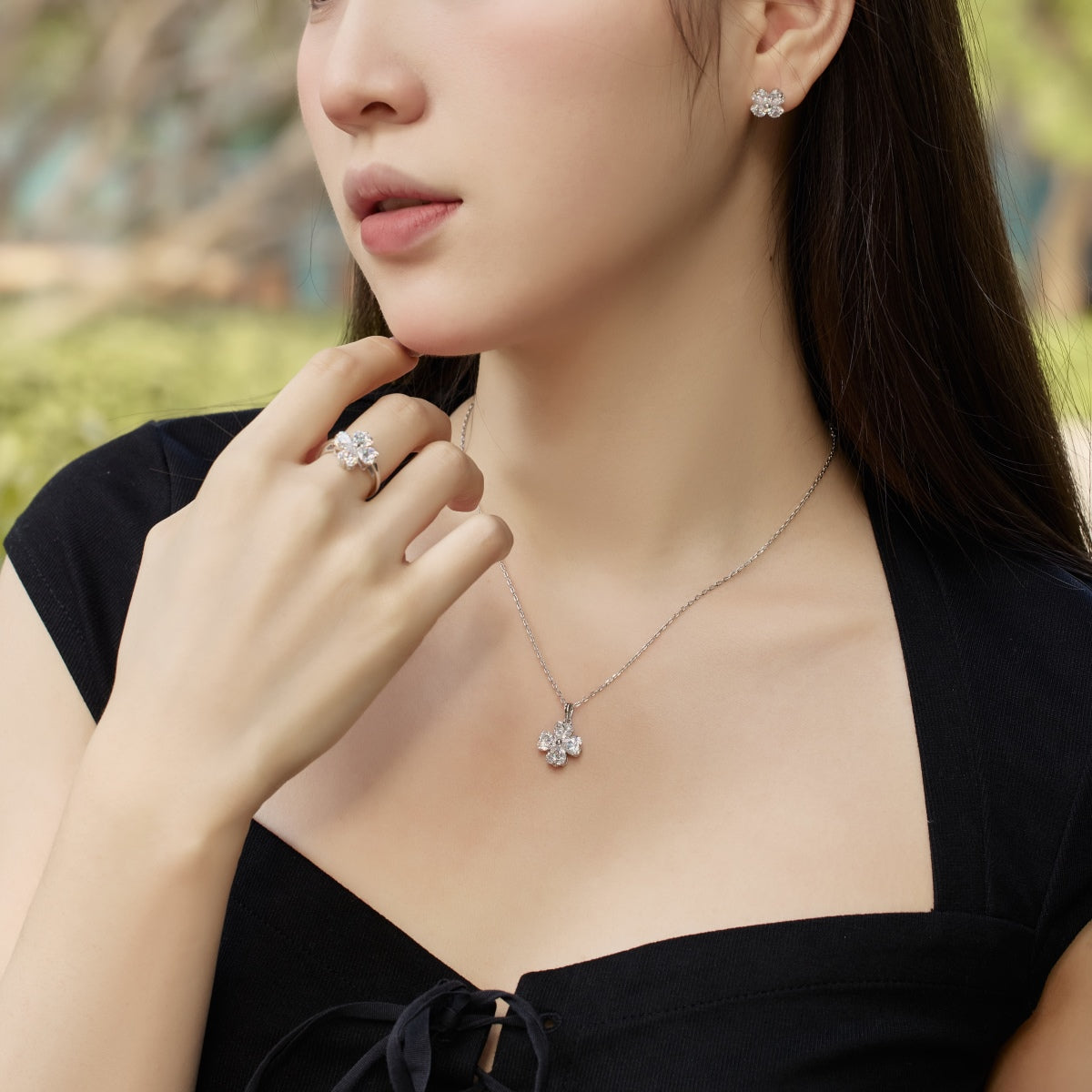 [Clover Jewelry]Herzförmiger vierblättriger Kleeblatt-Kugelring