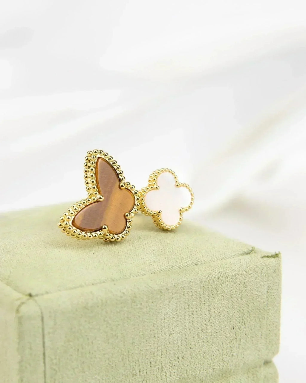 [Clover Jewelry]LUCKY BETWEEN THE FINGER RING
