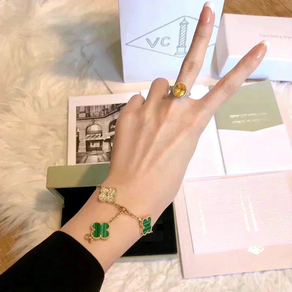 [Clover Jewelry]CLOVER  5 MOTIF MALACHITE DIAMOND BRACELET