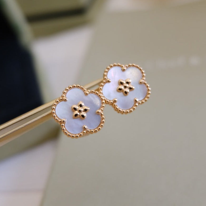 [Clover Jewelry]LUCKY WHITE MOP EARRINGS