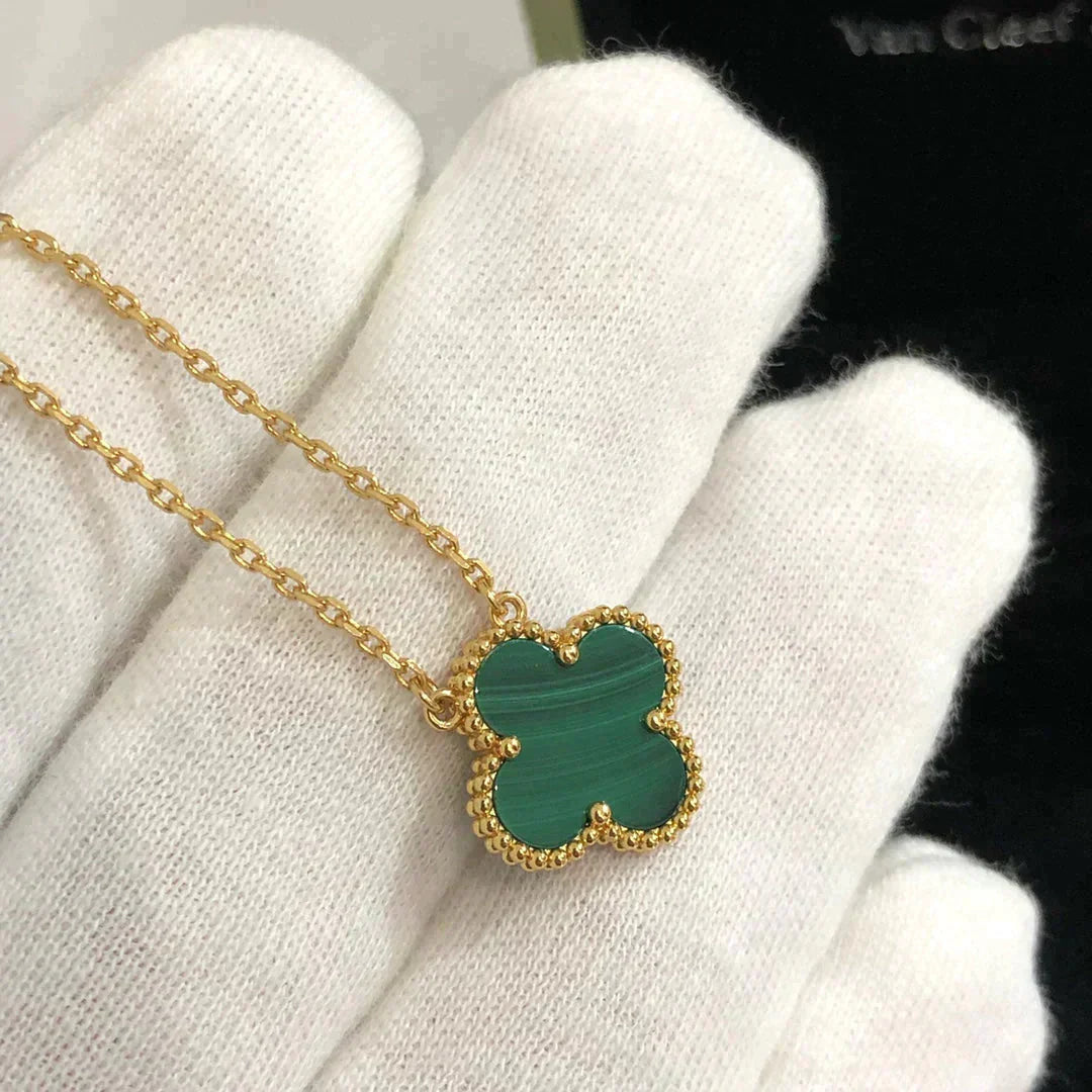[Clover Jewelry]クローバー 15MM マラカイト シングル フラワー ネックレス