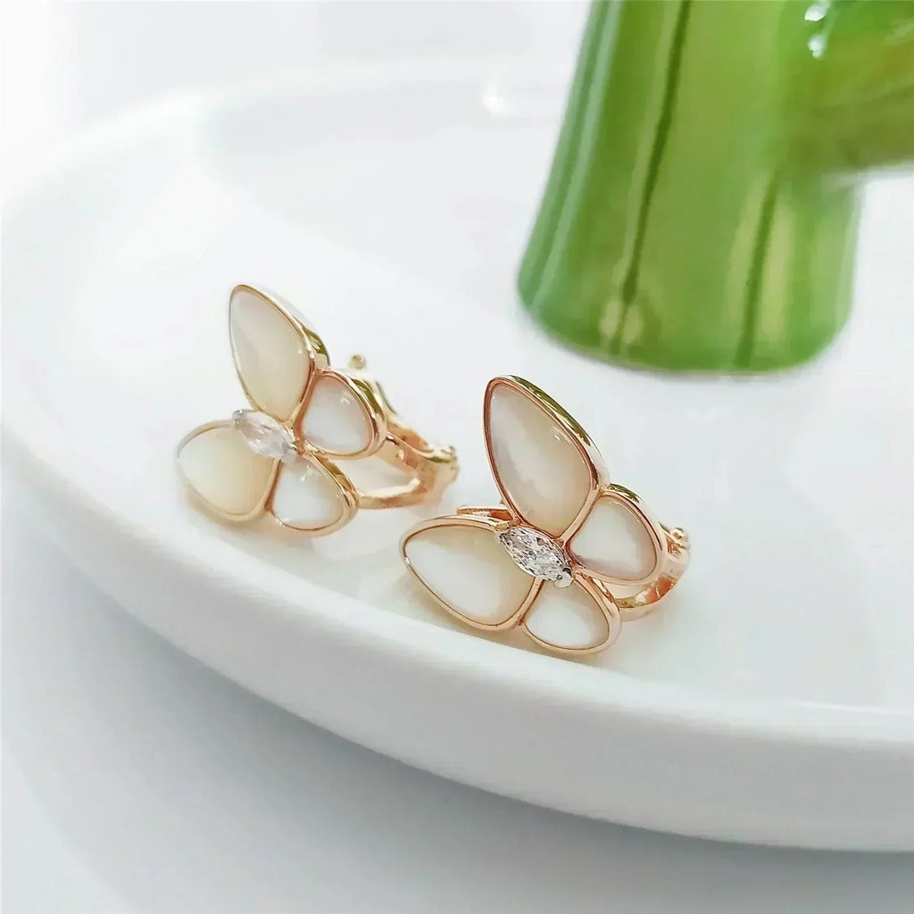 [Clover Jewelry]BUTTERFLY MOP DIAMOND EARRINGS