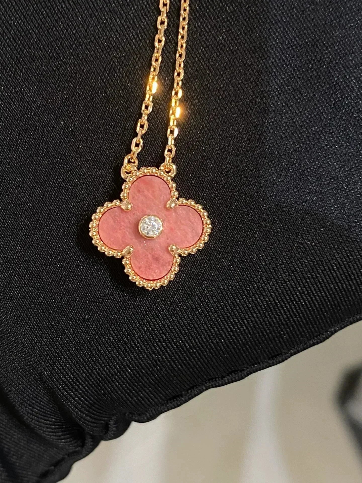 [Clover Jewelry]CLOVER 15MM DIAMOND RHODONITE NECKLACE