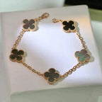 [Clover Jewelry]CLOVER 5 MOTIF GRAY MOP  BRACELET