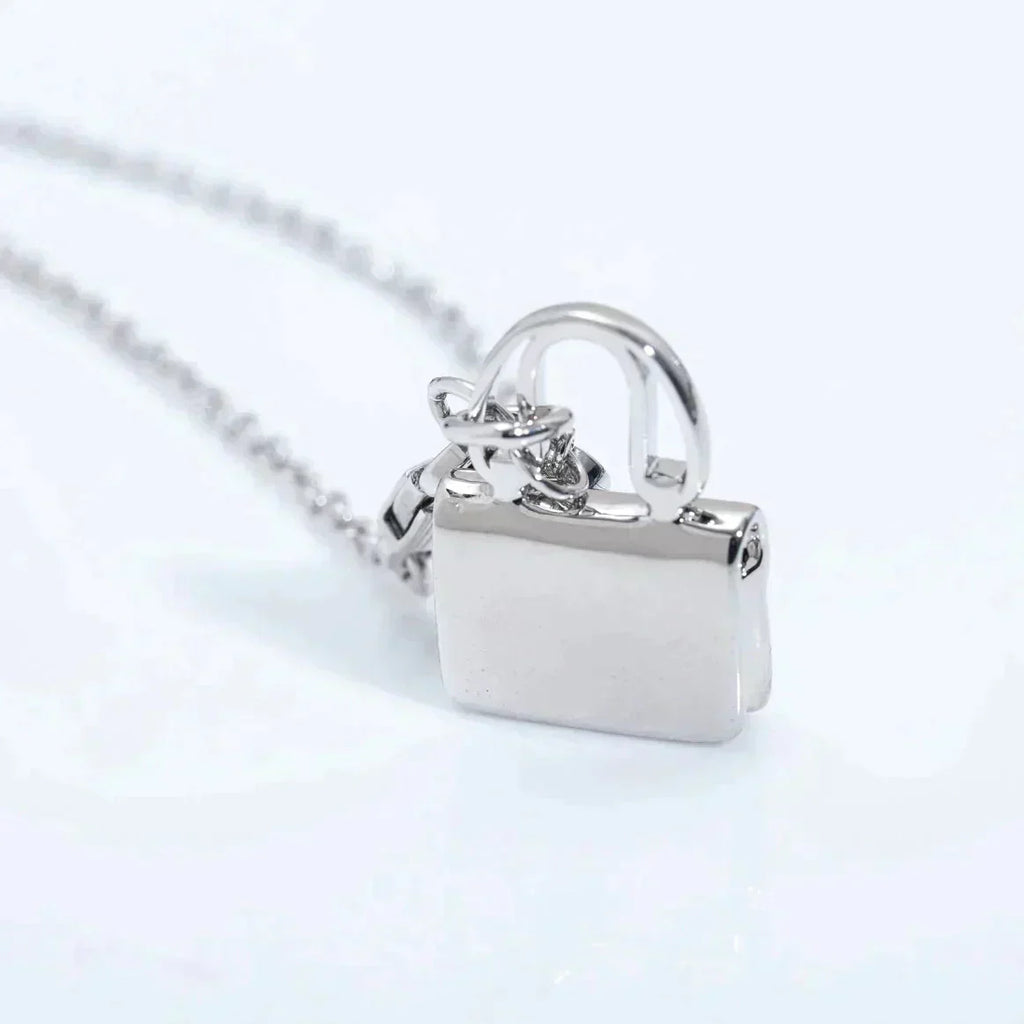 [Clover Jewelry]AMULETTE PEDANT SILVER NECKLACE