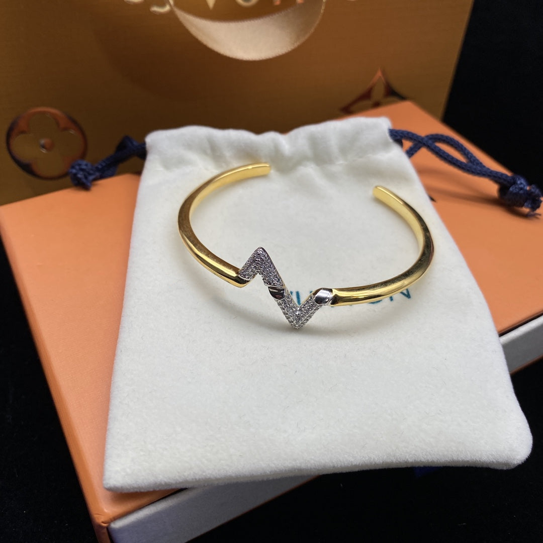 [Clover Jewelry]VOLTE UPSITE DOWN DIAMOND GOLD OPEN BRACELET