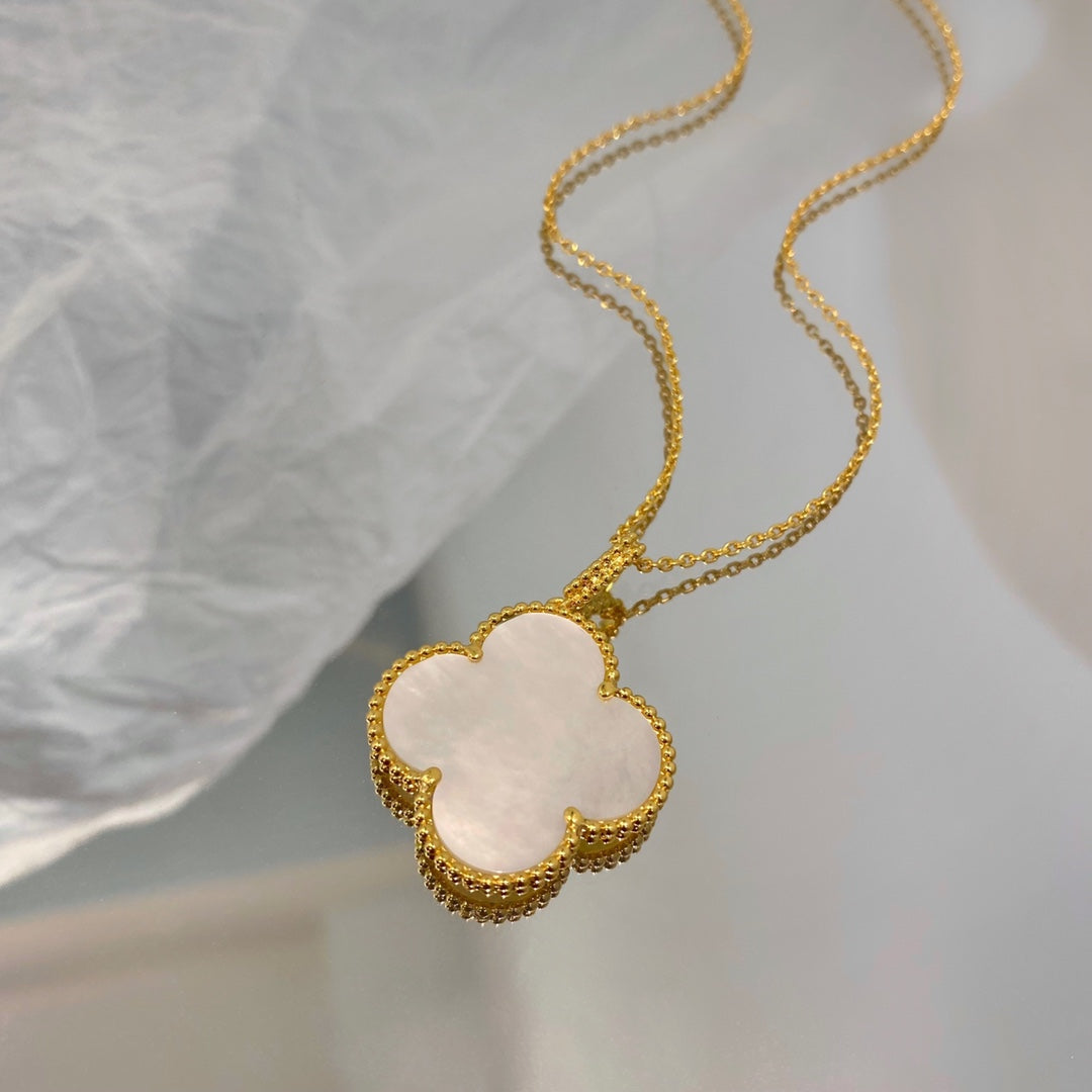 [Clover Jewelry]CLOVER 25MM MOP LARGE PENDANT NECKLACE